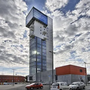 Htm Venice By Halldis Местре